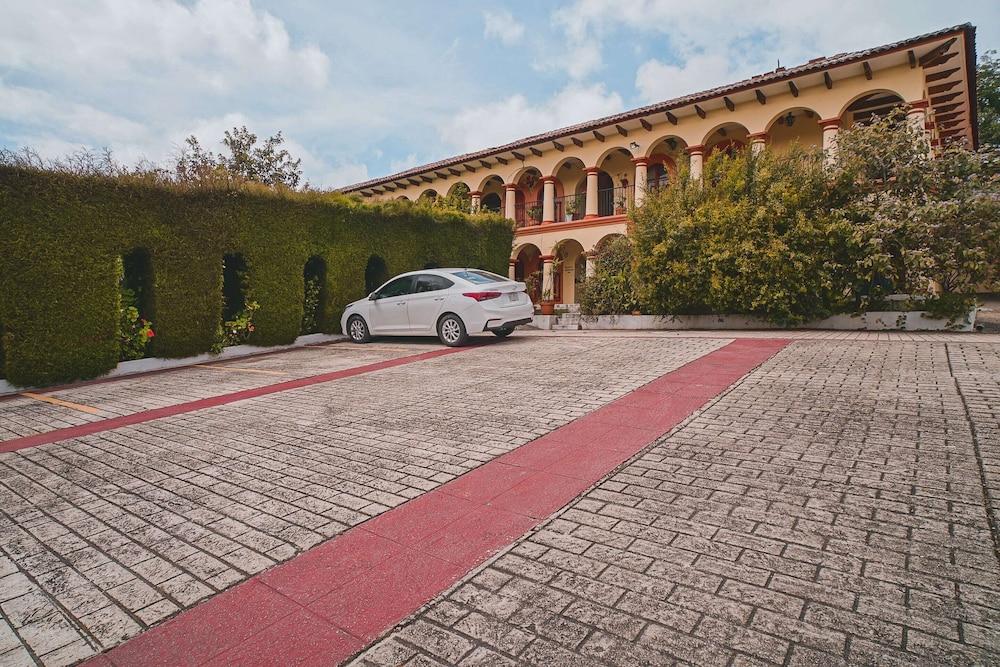 Hotel Rincon Del Arco San Cristóbal de Las Casas Екстериор снимка