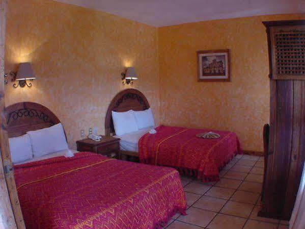 Hotel Rincon Del Arco San Cristóbal de Las Casas Екстериор снимка
